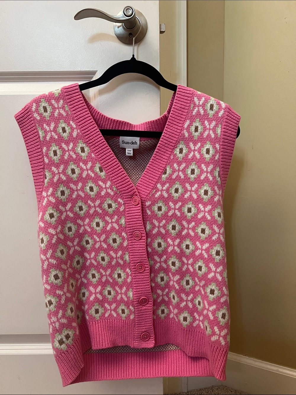 Aritzia Pink Patterned V-Neck Button-Front Sweater Vest